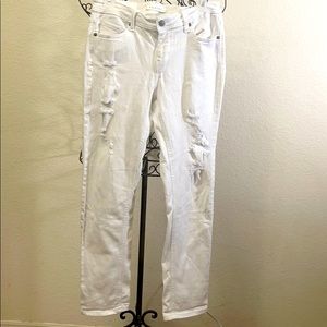 EUNINA WHITE LOW RISE RELAXED SKINNY CROP JEANS